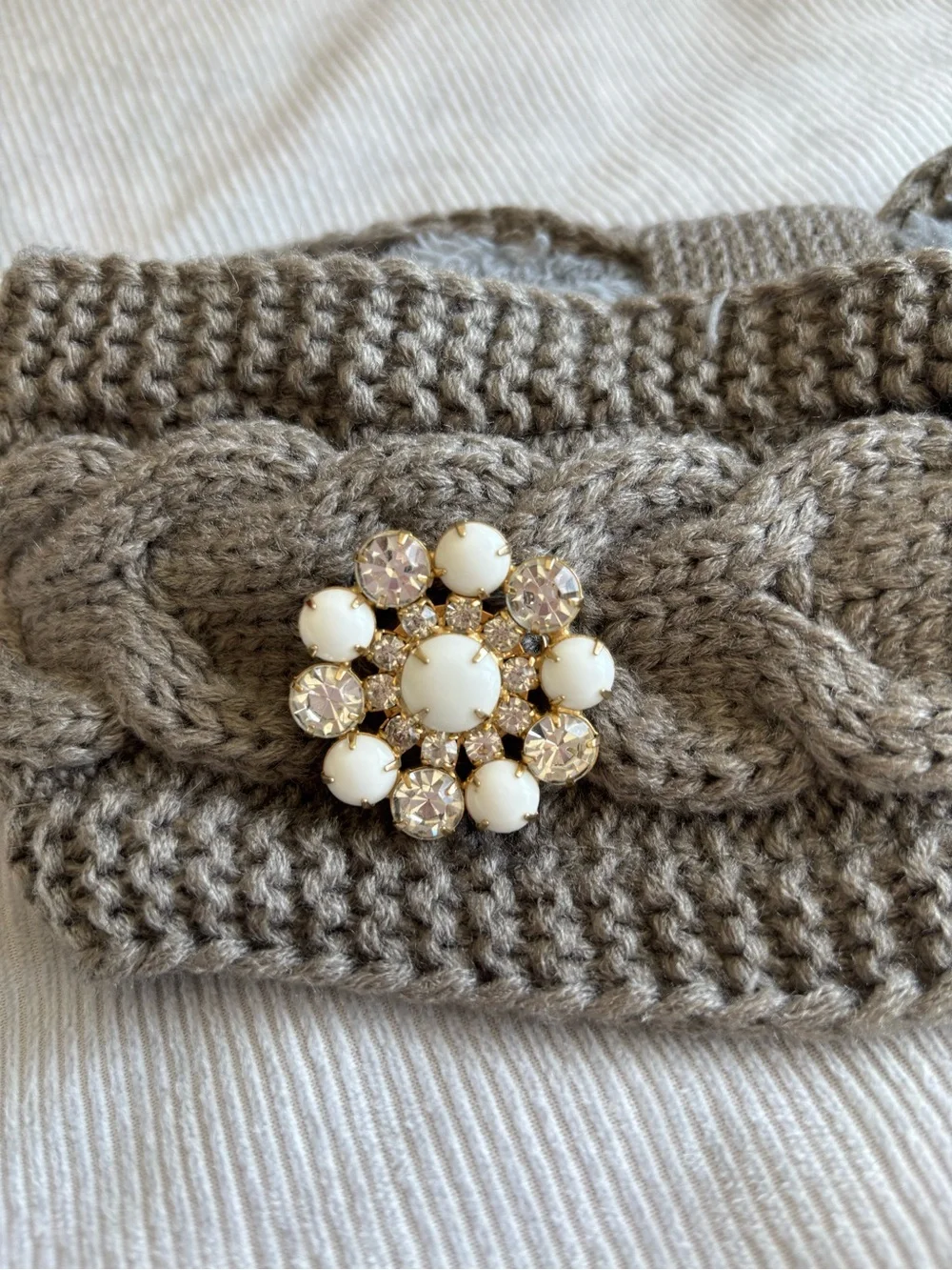 Knit Cable Headband with Decorative Brooch - Taupe